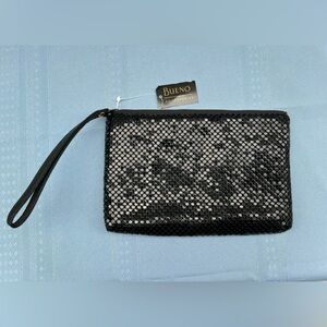 Bueno Black Beaded Clutch/Wristlet 🖤
